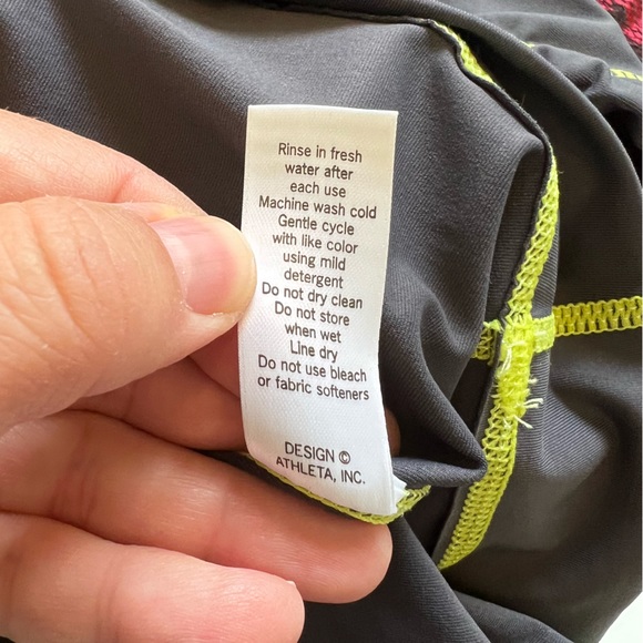 Athleta 841139 Gray & Lime Green Hooded Sleeveless Rash Guard Shirt Small - Picture 6 of 6